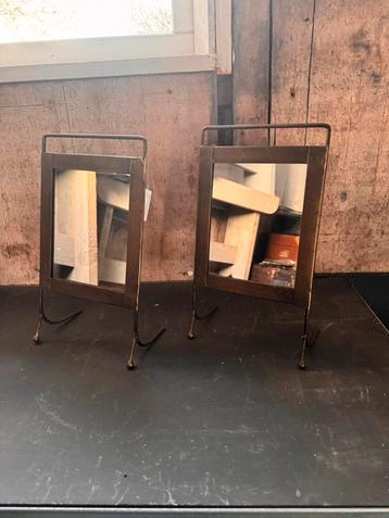 Spiegeltje brons beschikbaar voor biedingen