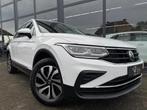 Volkswagen Tiguan 1.5 TSI AST ACTIVE | Pano, Auto's, Volkswagen, 4 cilinders, 150 pk, Bedrijf, Adaptive Cruise Control