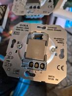 Gira Dimmer 2 stuks Universeel - Nieuwstaat, Ophalen of Verzenden, Zo goed als nieuw, Schakelaar