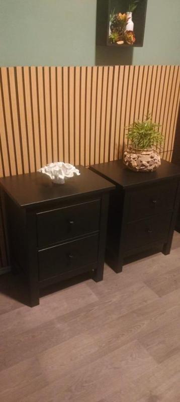 2 zwarte hemnes ikea nachtkastjes beschikbaar voor biedingen