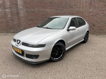 Seat Leon 1.8-20V Signo | Airco | LM velgen | 5 Deurs beschikbaar voor biedingen
