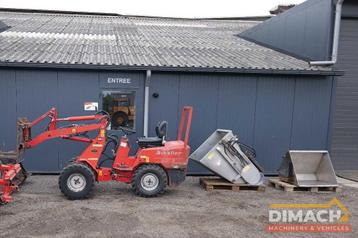 Schaffer 221 S Schaffer 221 S minishovel met 2 bakken pallet beschikbaar voor biedingen