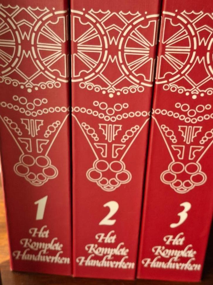 het complete handwerken, Boeken, Hobby en Vrije tijd, Zo goed als nieuw, Overige onderwerpen, Ophalen of Verzenden