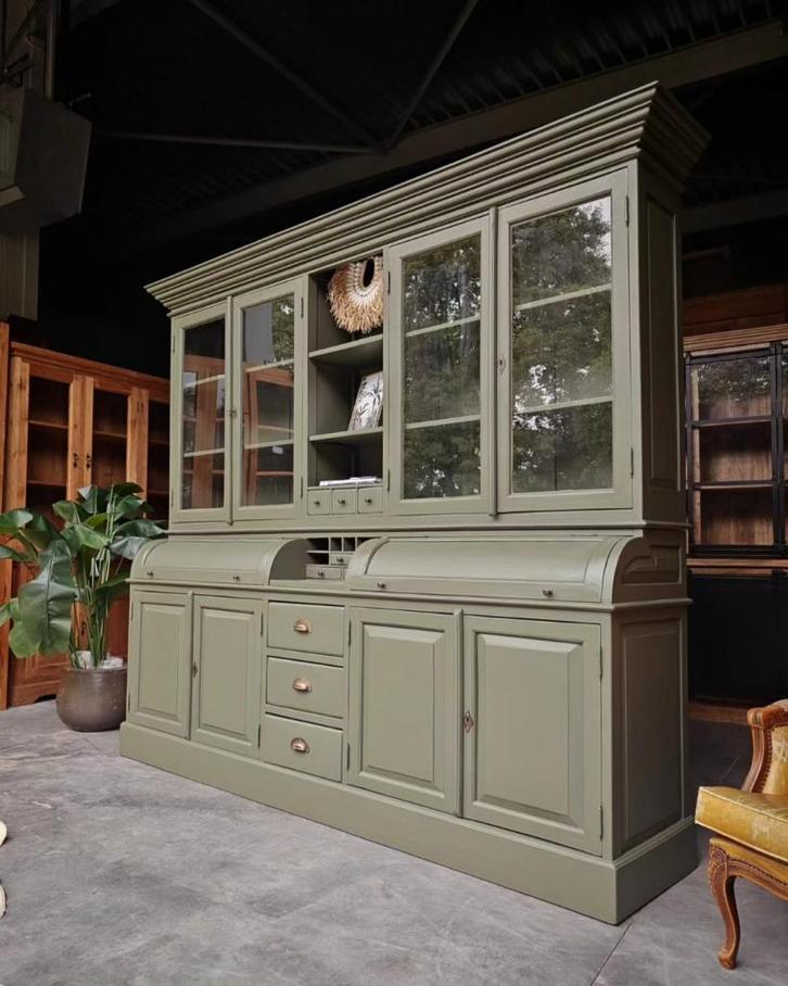 Mosgroene Grutterskast | Apothekerskast | buffetkast #532, Huis en Inrichting, Kasten | Buffetkasten, 200 cm of meer, 200 cm of meer