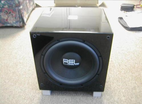 REL Serie T7 subwoofer, Audio, Tv en Foto, Luidsprekers, Zo goed als nieuw, Subwoofer, 120 watt of meer, Overige merken, Ophalen