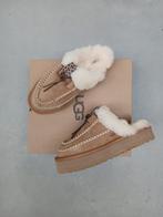 UGG Tasman Luxe Slippers - Maat 38-41, Ophalen of Verzenden, Nieuw, Bruin