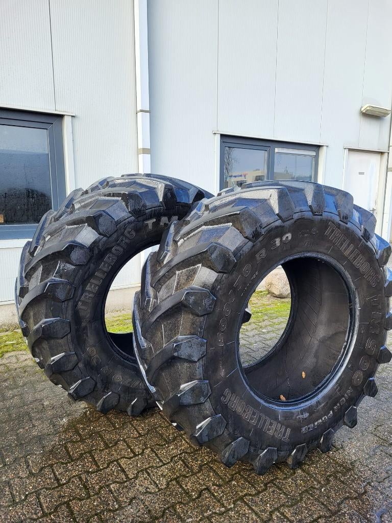 600 70 R30, Zakelijke goederen, Agrarisch | Onderdelen | Banden, Velgen en Assen, Ophalen of Verzenden