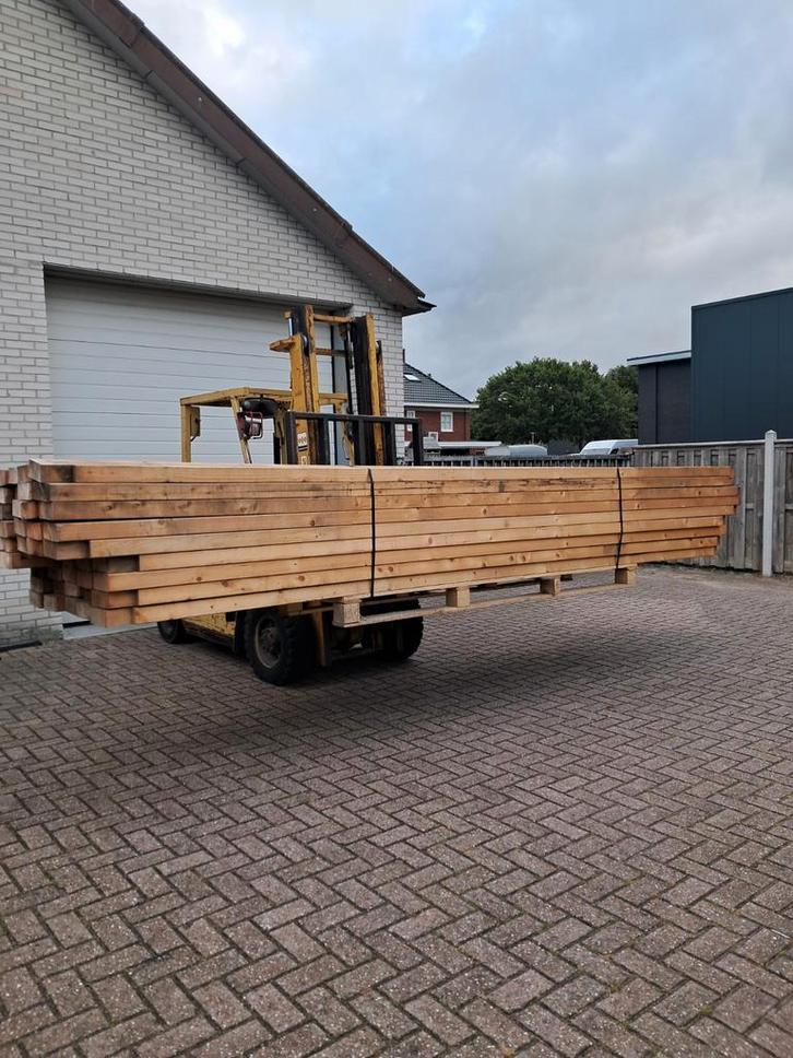 Mooie Vuren houten balken 70 x 2200 mm  5.00 m. lang € 5,90, Doe-het-zelf en Verbouw, Hout en Planken, Zo goed als nieuw, Balk