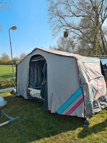 Vouwwagen beschikbaar voor biedingen