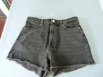 zwarte denim short korte broek Monki , mt 26 = 34, Zwart, Ophalen of Verzenden, Zo goed als nieuw, Monki