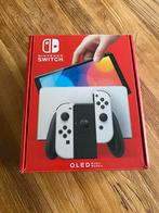 Nintendo Switch Oled + 4 spellen, Ophalen of Verzenden, Zo goed als nieuw, Met games, Switch OLED
