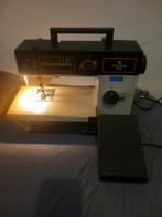 Husqvana  4500 zigzag naaimachine goed onderhouden, Ophalen of Verzenden, Zo goed als nieuw, Overige merken