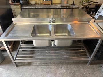 Dubbele RVS spoelbak 190cm + spoelkraan beschikbaar voor biedingen