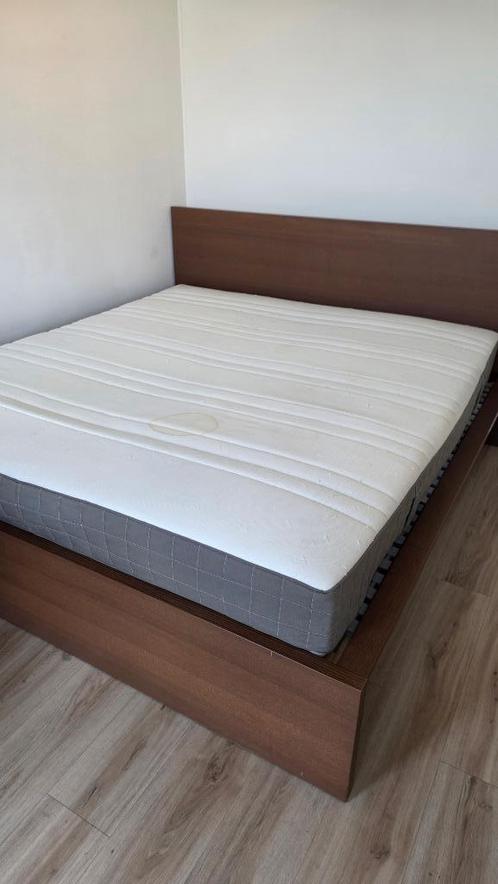 IKEA MALM Bed 180x200 met Matras – Goede Staat, Huis en Inrichting, Slaapkamer | Bedden, Gebruikt, Tweepersoons, 180 cm, 200 cm