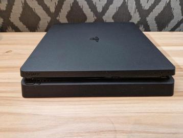 Ps4 Slim (zie beschrijving voor meer info) beschikbaar voor biedingen