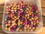 +/- 140 wierook kegels / wierookkegeltjes, Ophalen of Verzenden, Overige materialen, Minder dan 25 cm
