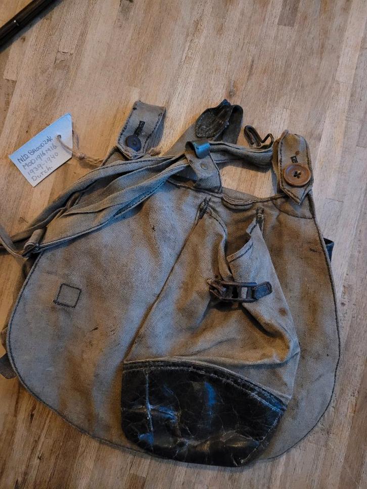 Swaggerstick broodzak ww2 leger spullen, Verzamelen, Militaria | Tweede Wereldoorlog, Landmacht, Zwaard of Sabel, Nederland, Ophalen of Verzenden