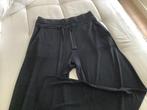Zwarte losvallende broek maat 38 Vanillia, Kleding | Dames, Broeken en Pantalons, Maat 38/40 (M), Zwart, Ophalen of Verzenden