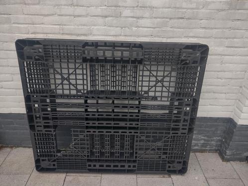 Kunststof pallets, Doe-het-zelf en Verbouw, Hout en Planken, Zo goed als nieuw, Ophalen