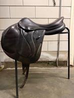 Devoucoux eventingzadel 18,5 inch, Dieren en Toebehoren, Paarden en Pony's | Zadels, Ophalen of Verzenden, Gebruikt, Springen