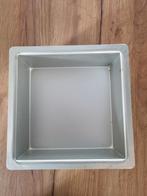 Vierkante Bakvorm PME 17.8 x 17.8 cm 7.6 cm hoog, Ophalen of Verzenden, Zo goed als nieuw, Taarten, Bakvorm