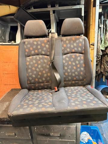 2 bijrijdersbanken voor mercedes vito w639 beschikbaar voor biedingen