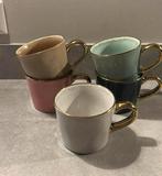 5 chique mokken met gouden oor, Huis en Inrichting, Keuken | Servies, Ophalen of Verzenden, Zo goed als nieuw, Overige stijlen