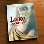 Luxe & Decadentie - Leven aan de Romeinse goudkust, Boeken, Kunst en Cultuur | Beeldend, Ophalen of Verzenden, Zo goed als nieuw