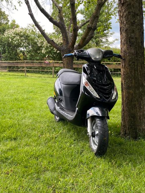 Piaggio zip 2000 125cc, Fietsen en Brommers, Scooters | Piaggio, Zo goed als nieuw, Zip, Ophalen
