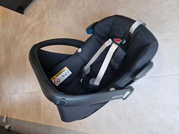 Maxi cosi  beschikbaar voor biedingen