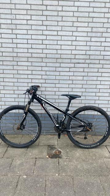 Specialized hardrock mountainbike beschikbaar voor biedingen