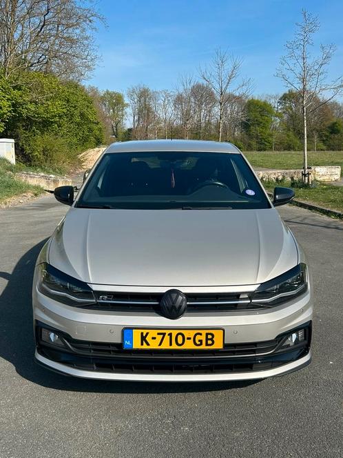 Volkswagen Polo R-line, Auto's, Volkswagen, Particulier, Polo, Benzine, C, Hatchback, Handgeschakeld, Geïmporteerd, Zilver of Grijs