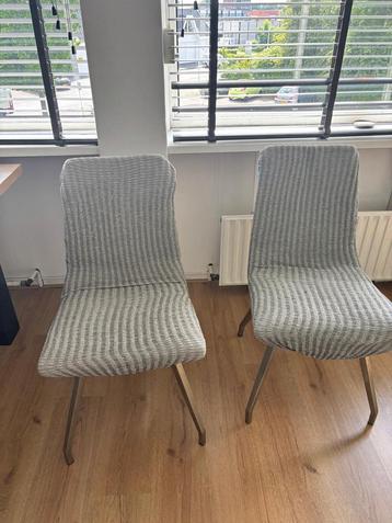 4 stoelen