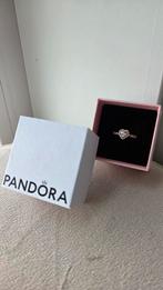 Pandora ring met hartje, Gebruikt, 20 of groter, Ophalen of Verzenden, Dame
