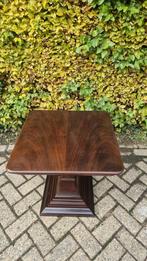 Mooie (noten-?) houten bijzettafel, Ophalen, Vierkant, 55 tot 75 cm, Zo goed als nieuw