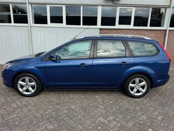 Ford Focus 1.6 16V 100PK 2010 Blauw beschikbaar voor biedingen