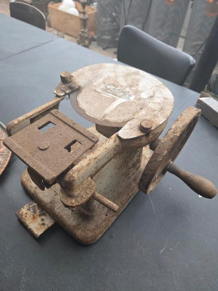 Antieke Gloria Gietijzeren Snijmachine, Antiek en Kunst, Antiek | Gereedschap en Instrumenten, Ophalen