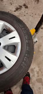 Subaru 4x stalen velgen met winterbanden 215/65R16, Auto-onderdelen, Banden en Velgen, Ophalen, 16 inch, Banden en Velgen, Winterbanden