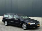 Volvo V70 2.5T Ocean Race AUTOMAAT NAVI/LEDER/CRUISE | NETTE, Stoelverwarming, Blauw, 2521 cc, 92 €/maand
