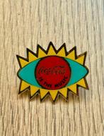 Coca Cola Is The Music Vintage Pin, Verzamelen, Speldjes, Pins en Buttons, Ophalen of Verzenden, Gebruikt, Merk, Speldje of Pin