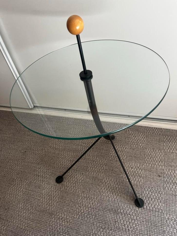 Stijlvolle Bijzettafel met Glazen Blad, Huis en Inrichting, Tafels | Bijzettafels, Gebruikt, Rond, Minder dan 45 cm, Minder dan 55 cm