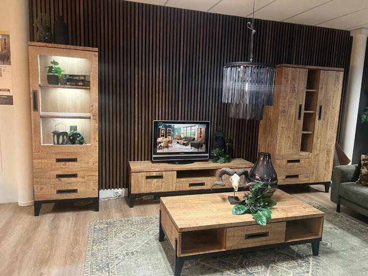 Nieuwe meubelen, kast, dressoir, tvkast, salontafel nu: 595, Huis en Inrichting, Complete inboedels, Ophalen