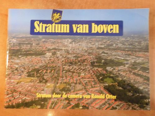 Stratum van boven, 59 kleuren luchtfoto's 1e druk Eindhoven, Boeken, Kunst en Cultuur | Fotografie en Design, Gelezen, Overige onderwerpen