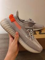 Adidas yeezy 350 boost tail light 46 2/3, Kleding | Heren, Schoenen, Overige kleuren, Nieuw, Ophalen of Verzenden, Sneakers of Gympen