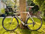 Pinarello Marvel 30-12 Think 2 full Carbon Racefiets, Fietsen en Brommers, Fietsen | Racefietsen, Carbon, Zo goed als nieuw, Meer dan 20 versnellingen