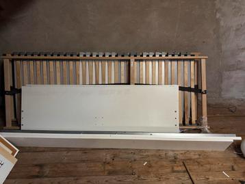 IKEA bedframe 140x200 met lattenbodems - afbeelding 2