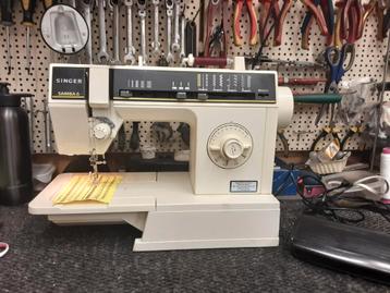 SINGER SAMBA 6 NAAIMACHINE MODEL 6215C  beschikbaar voor biedingen