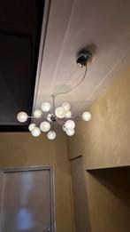 2 stuks Mooie hanglampen met glazen bollen, Huis en Inrichting, Lampen | Spots, Modern, Gebruikt, Ophalen, Metaal of Aluminium