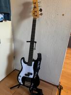 Linkshandige basgitaar, Muziek en Instrumenten, Snaarinstrumenten | Gitaren | Bas, Ophalen, Zo goed als nieuw
