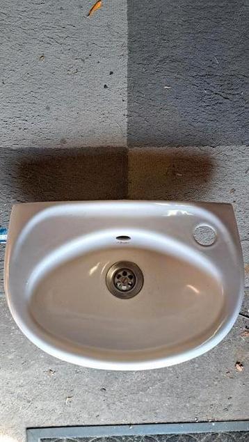 wasbakje plieger 36 x 25 cm beschikbaar voor biedingen